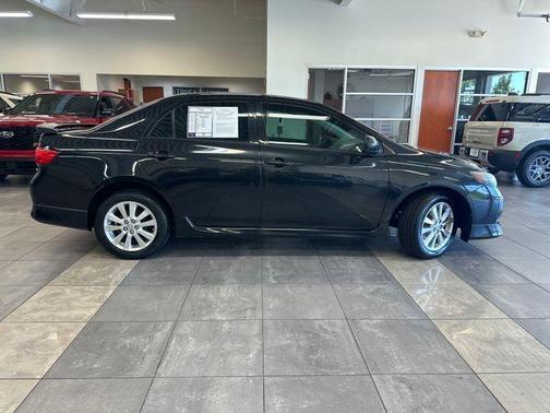 Black Sand Pearl 2009 Toyota Corolla S
