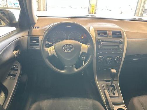 Black Sand Pearl 2009 Toyota Corolla S