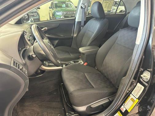 Black Sand Pearl 2009 Toyota Corolla S