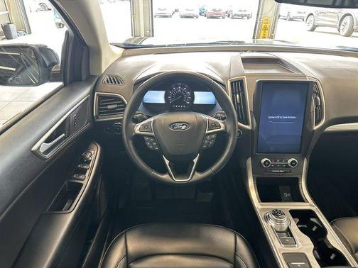 Agate Black Metallic 2023 Ford Edge SEL