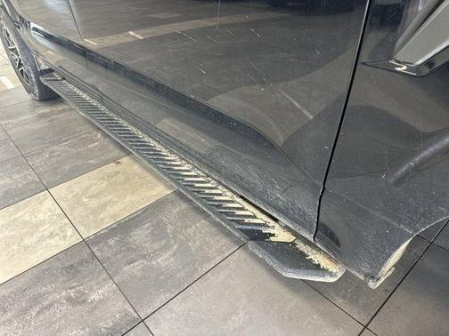 Agate Black Metallic 2023 Ford F-150 XLT