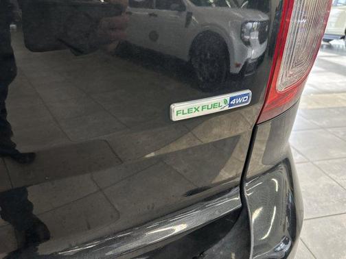 Tuxedo Black Metallic 2014 Ford Explorer XLT