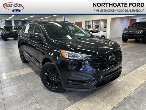 2022 Ford Edge SE