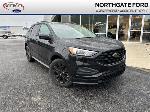 2022 Ford Edge SE