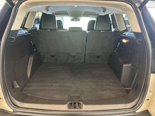 White Gold Metallic 2017 Ford Escape Titanium