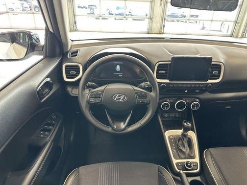 2024 Hyundai VENUE Limited