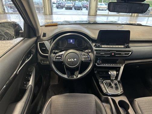 2022 Kia Seltos S