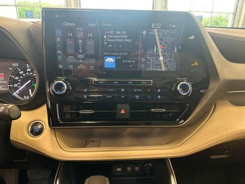 Celestial Silver Metallic 2021 Toyota Highlander Limited