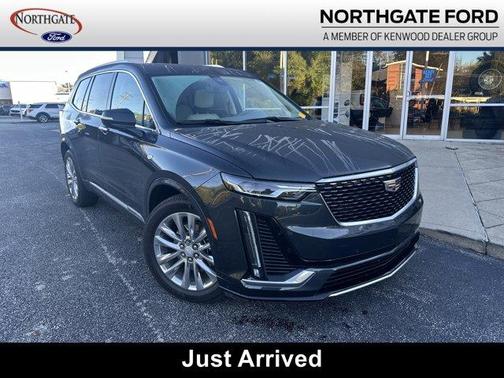 2022 Cadillac XT6 Premium Luxury FWD