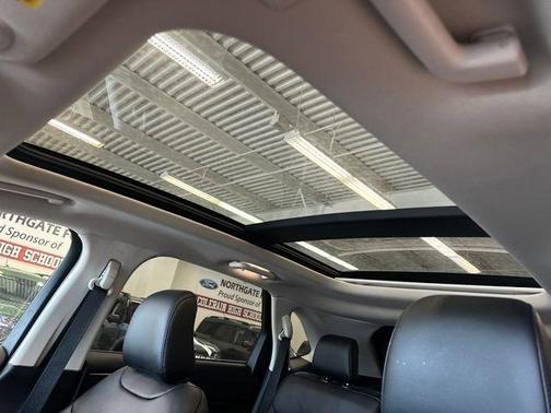Agate Black Metallic 2024 Ford Edge SEL