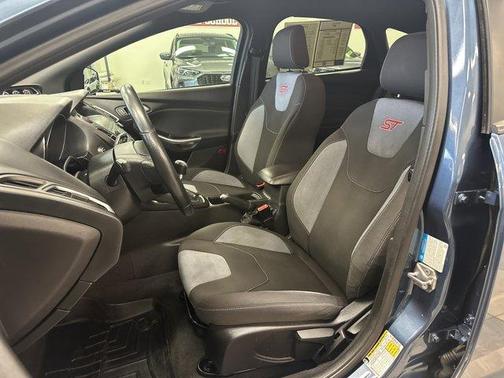 2018 Ford Focus ST Base