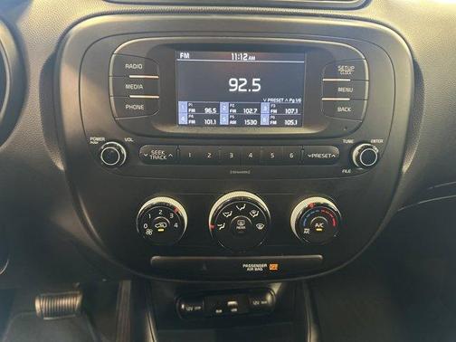 2017 Kia Soul Base