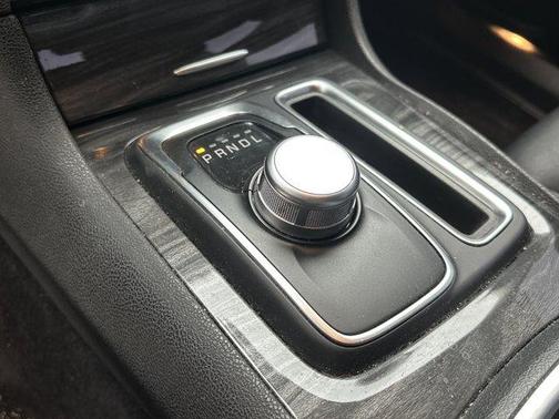 2018 Chrysler 300 Touring