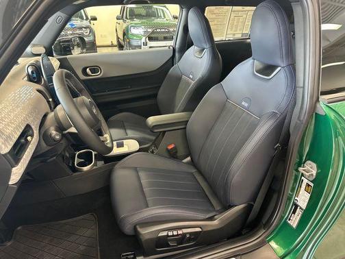 British Racing Green Metallic 2025 MINI Hardtop ICONIC