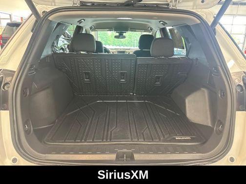 Summit White 2024 Chevrolet Equinox LT