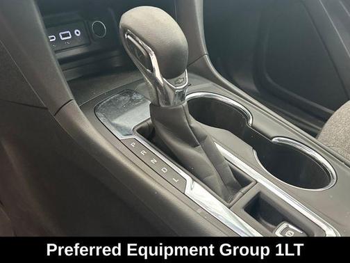 Summit White 2024 Chevrolet Equinox LT