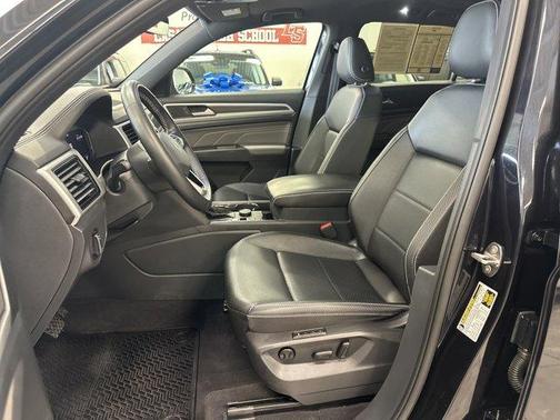 2023 Volkswagen Atlas Cross Sport 3.6L V6 SEL