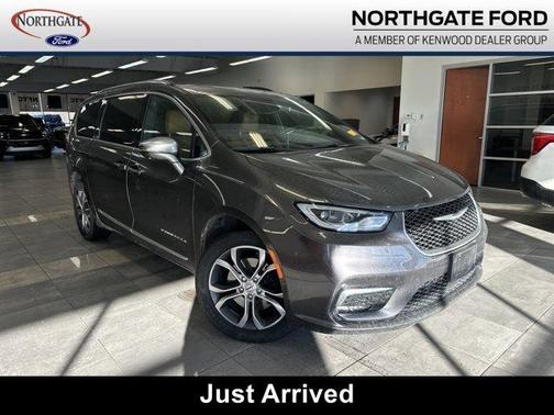 2022 Chrysler Pacifica Pinnacle