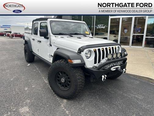 2020 Jeep Gladiator Sport