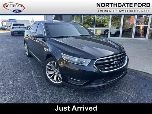 2015 Ford Taurus Limited