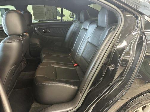 2015 Ford Taurus Limited