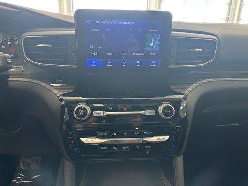 Carbonized Gray Metallic 2024 Ford Explorer Limited