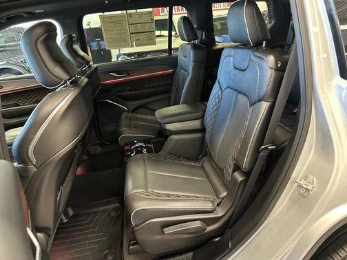 2022 Jeep Grand Cherokee L Summit