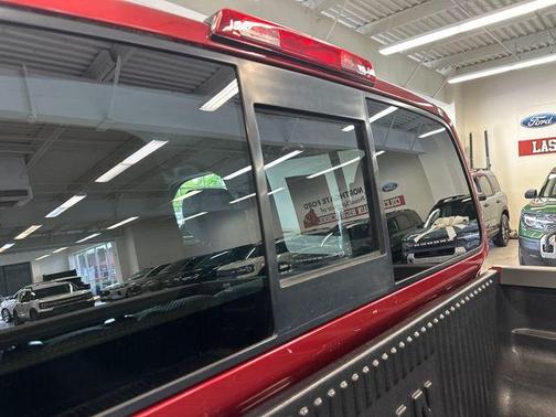 Cayenne Red Metallic 2019 Nissan Frontier SV