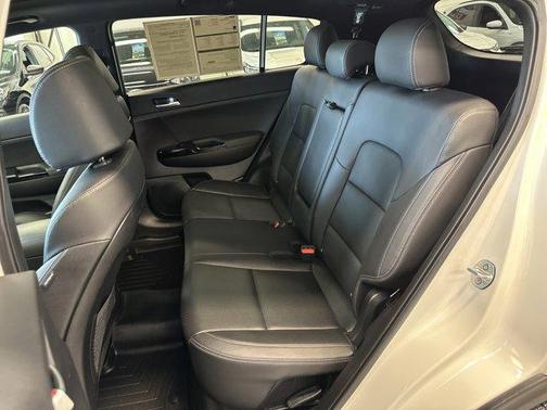 2020 Kia Sportage S