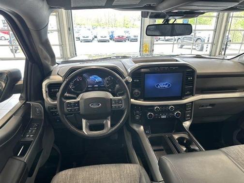 Antimatter Blue Metallic 2022 Ford F-150 XLT