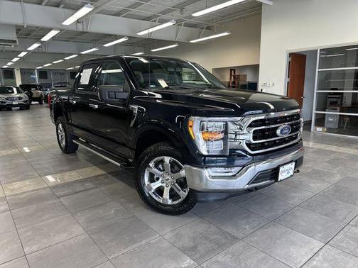 Antimatter Blue Metallic 2022 Ford F-150 XLT