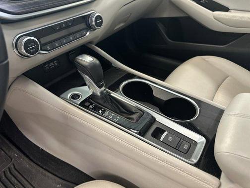 White 2021 Nissan Altima 2.5 SL