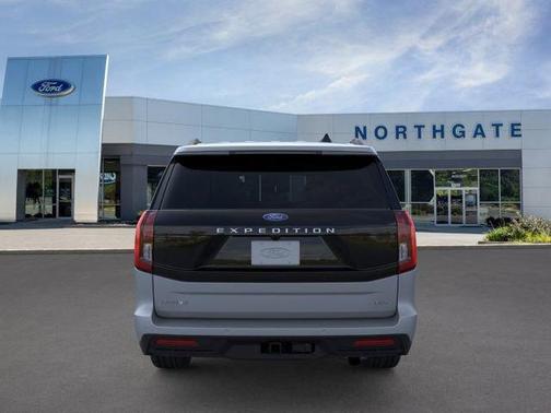 Glacier Gray Metallic 2026 Ford Expedition Max Active