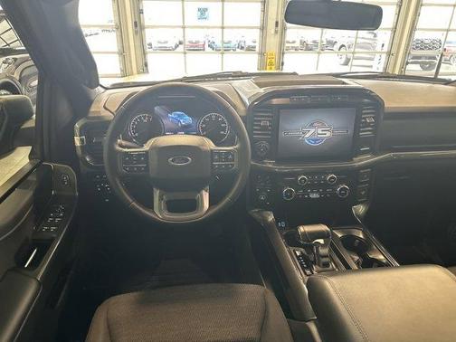 Oxford White 2023 Ford F-150 XLT