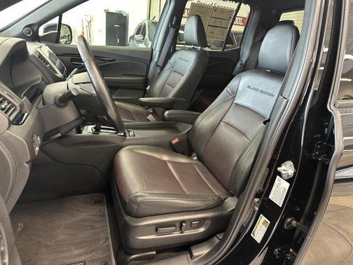 2019 Honda Ridgeline Black Edition