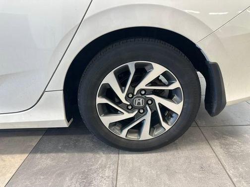 White Orchid Pearl 2016 Honda Civic EX