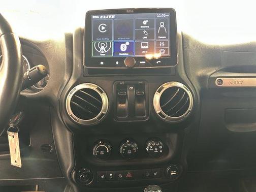 2017 Jeep Wrangler Sahara