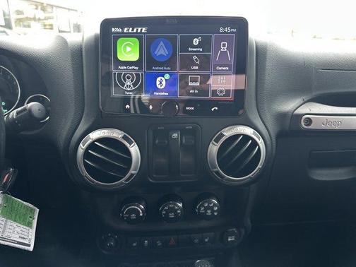 2017 Jeep Wrangler Sahara