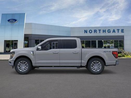 Avalanche 2026 Ford F-150 XLT