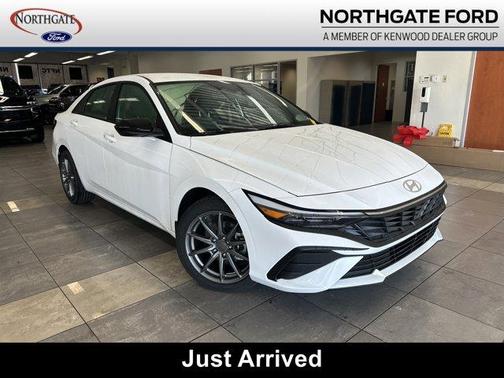 2025 Hyundai ELANTRA SEL Sport