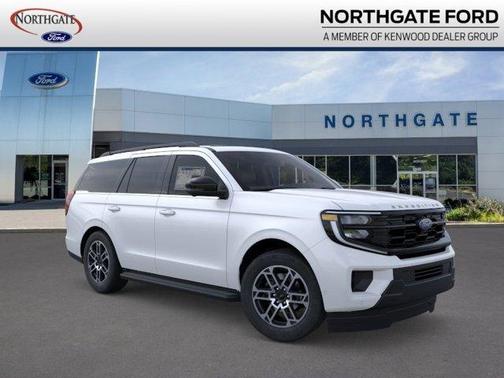 Star White 2025 Ford Expedition Active