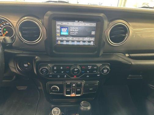 2021 Jeep Gladiator Overland