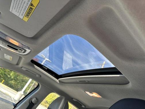 2021 Hyundai ELANTRA Limited