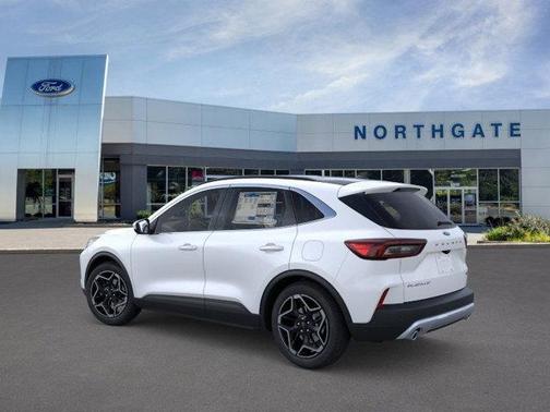 2026 Ford Escape Platinum