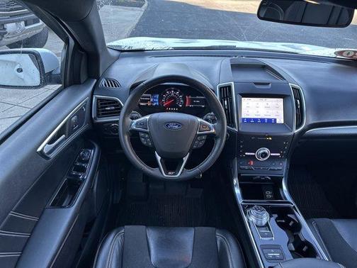 2020 Ford Edge ST