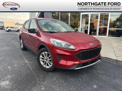 2020 Ford Escape SE