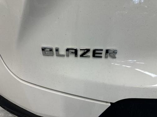 Summit White 2024 Chevrolet Blazer LT