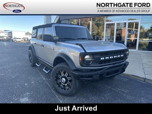 2022 Ford Bronco Black Diamond