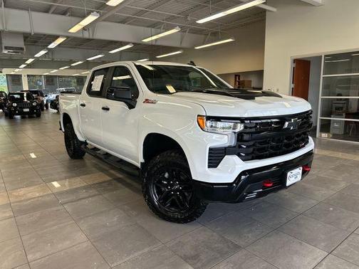 Summit White 2024 Chevrolet Silverado 1500 LT Trail Boss