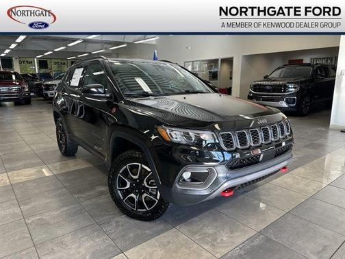 2024 Jeep Compass Trailhawk